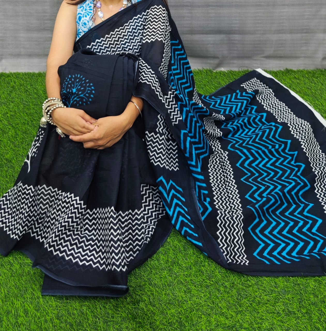 Jaipuri Mulmul Cotton Printed Saree With Blouse