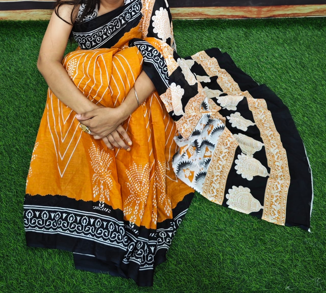 Jaipuri Mulmul Cotton Printed Saree With Blouse