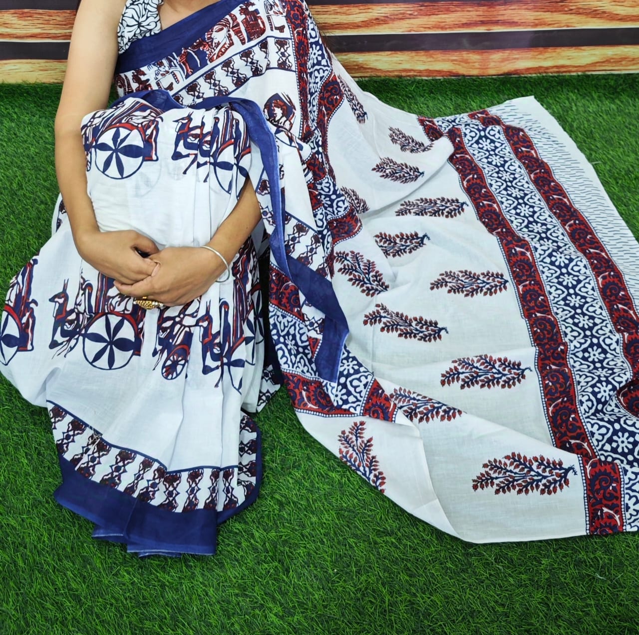 Jaipuri Mulmul Cotton Printed Saree With Blouse