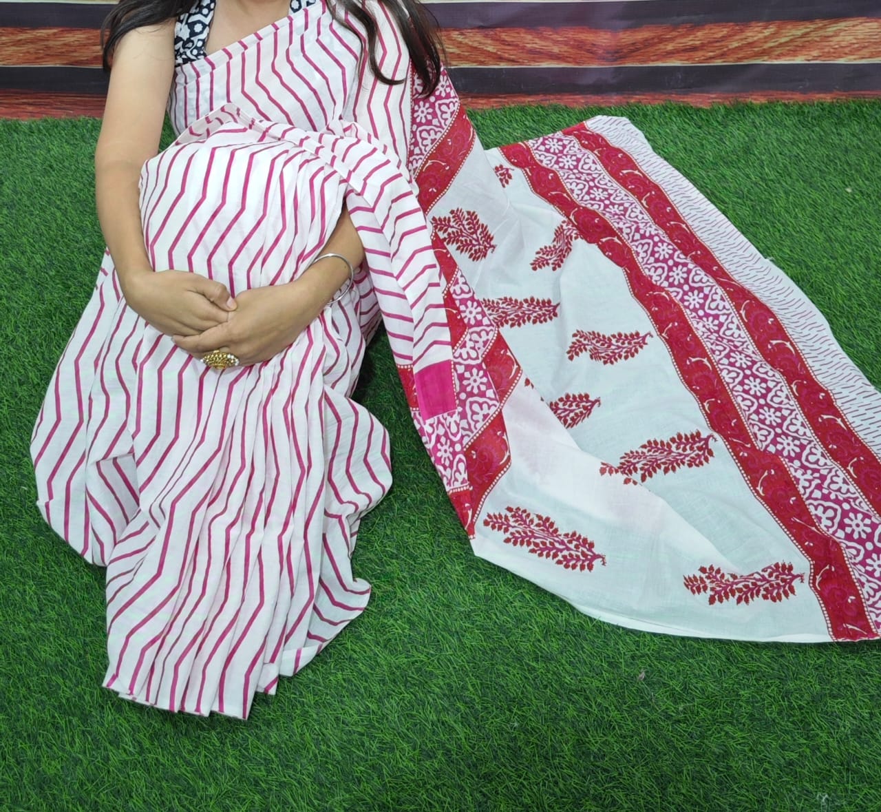 Jaipuri Mulmul Cotton Printed Saree With Blouse