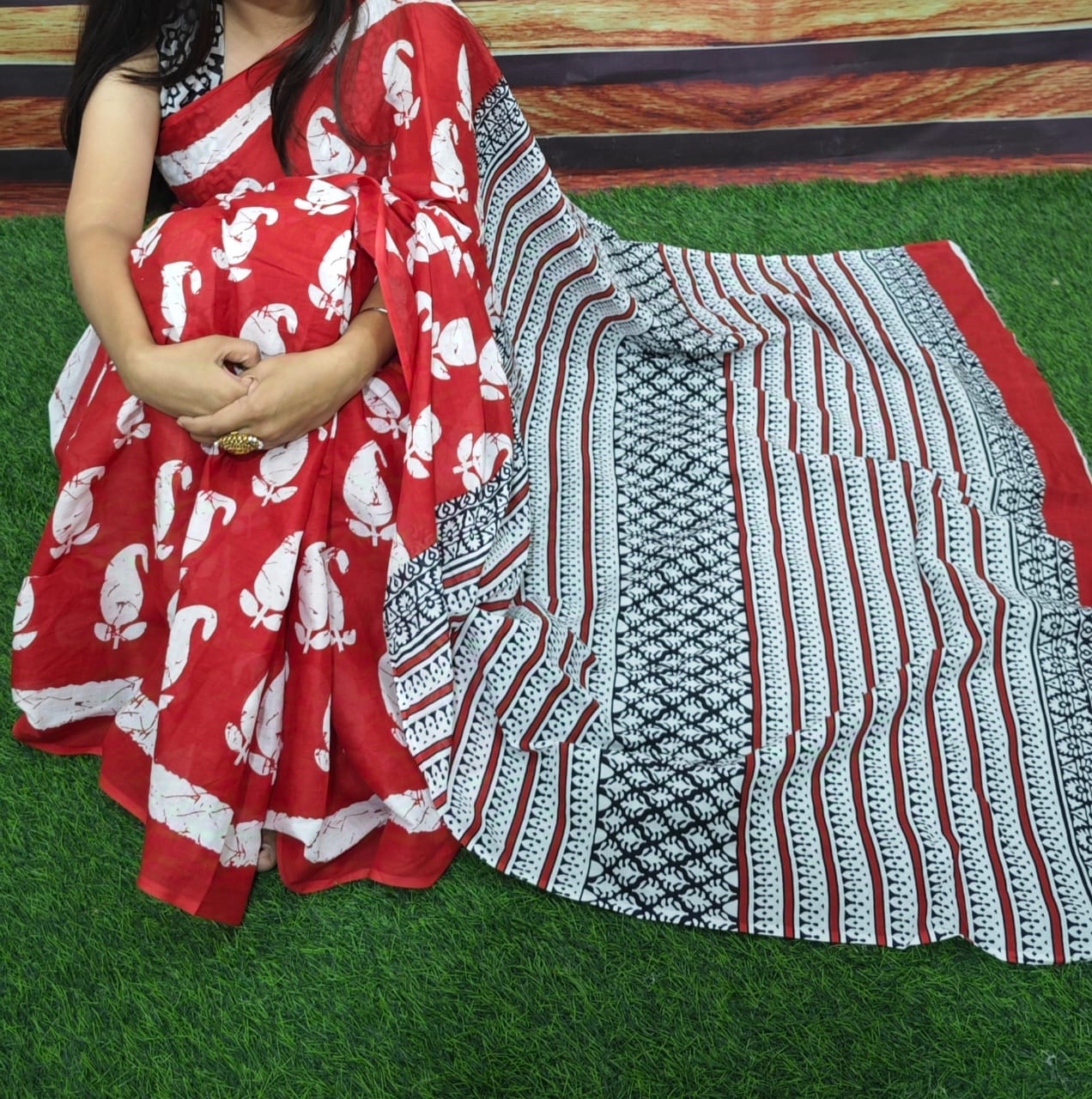 Jaipuri Mulmul Cotton Printed Saree With Blouse