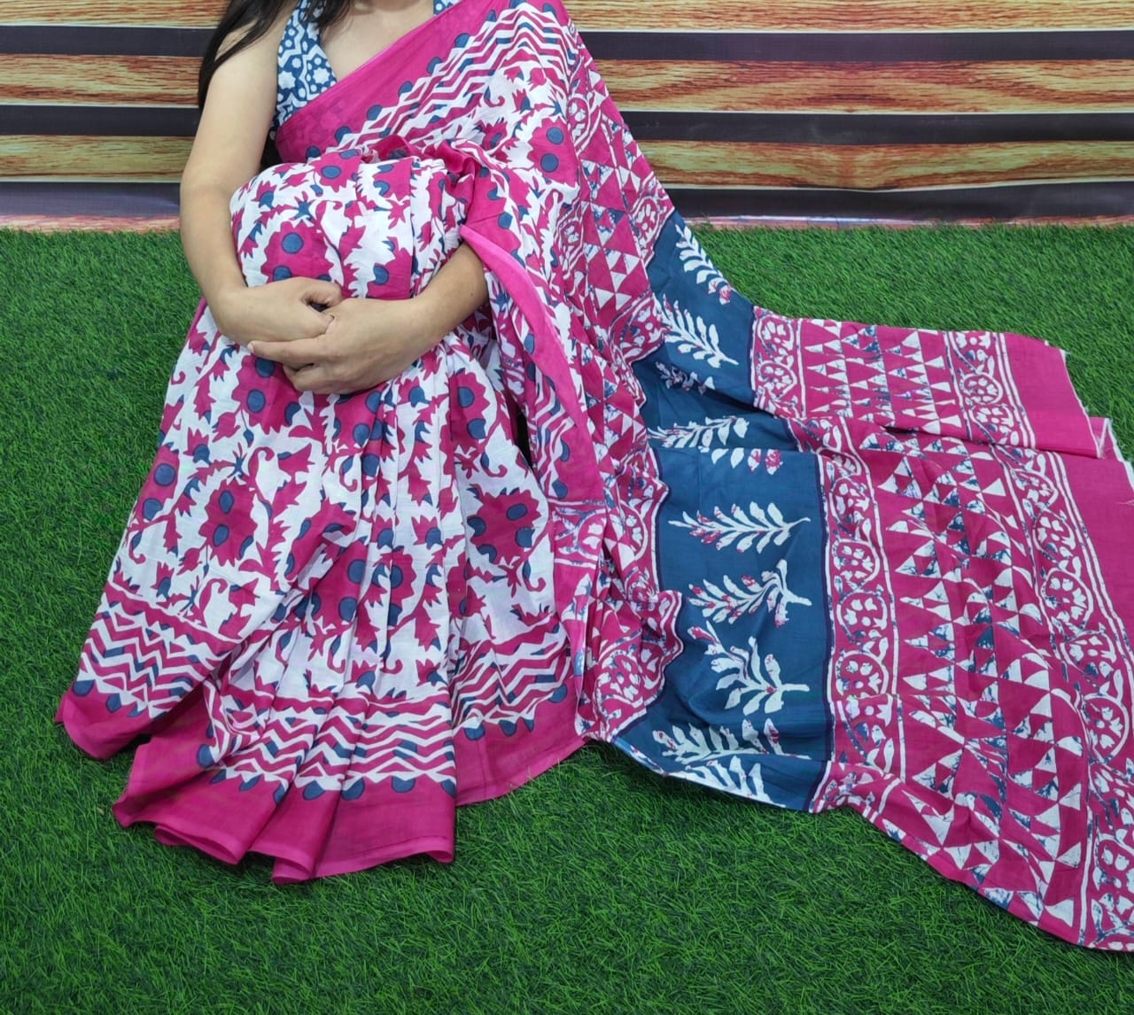 Jaipuri Mulmul Cotton Printed Saree With Blouse