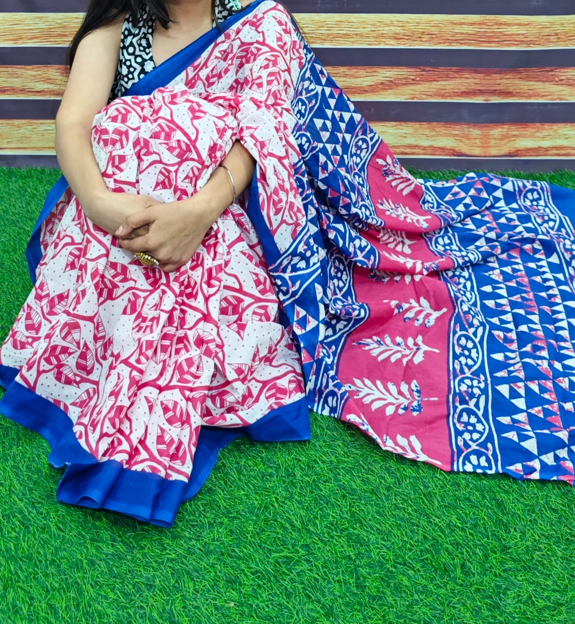 Jaipuri Mulmul Cotton Printed Saree With Blouse