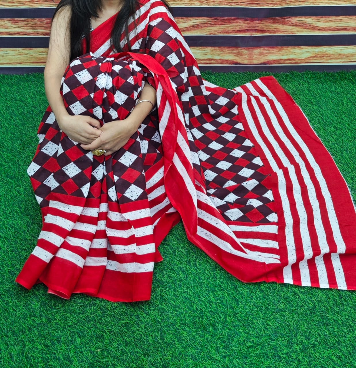 Jaipuri Mulmul Cotton Printed Saree With Blouse