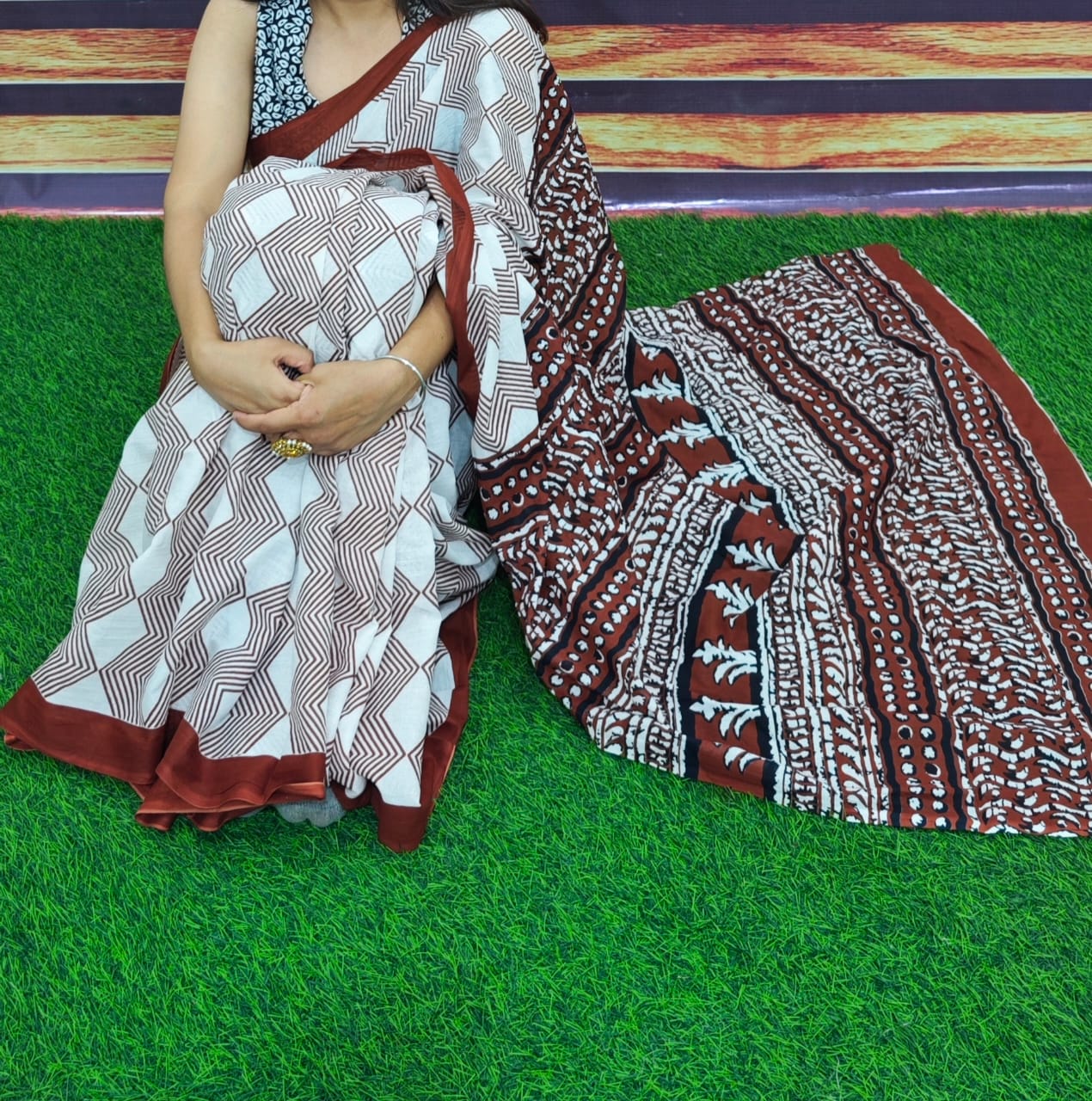 Jaipuri Mulmul Cotton Printed Saree With Blouse