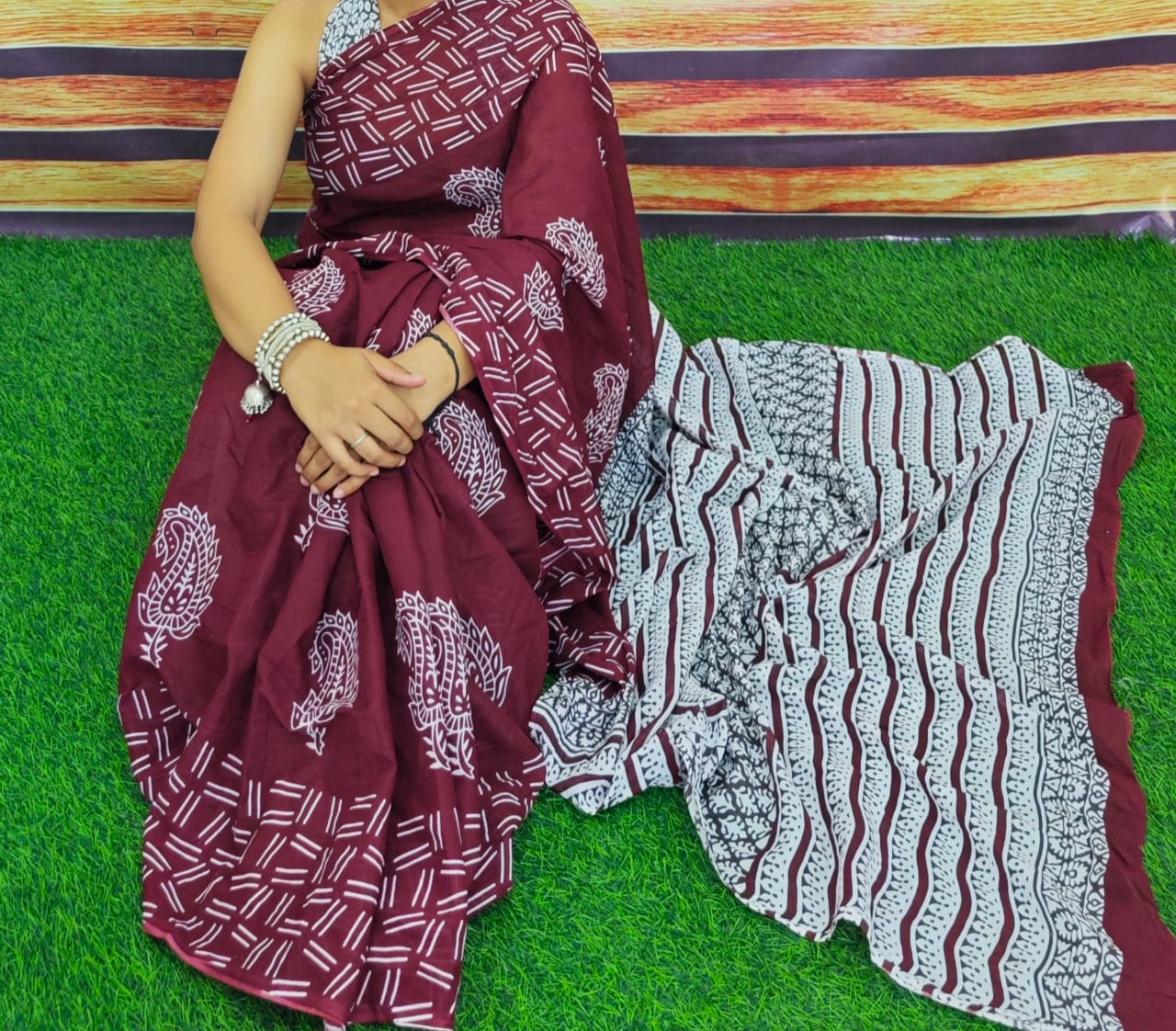 Jaipuri Mulmul Cotton Printed Saree With Blouse