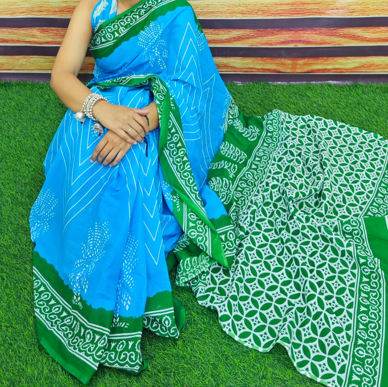 Jaipuri Mulmul Cotton Printed Saree With Blouse